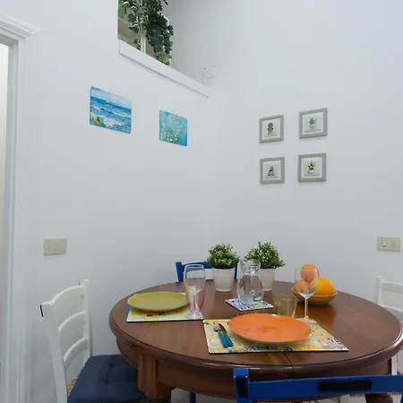 La Casina Di Luigi Con Balcone Apartment