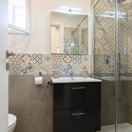 La Casina Di Luigi Con Balcone Roma